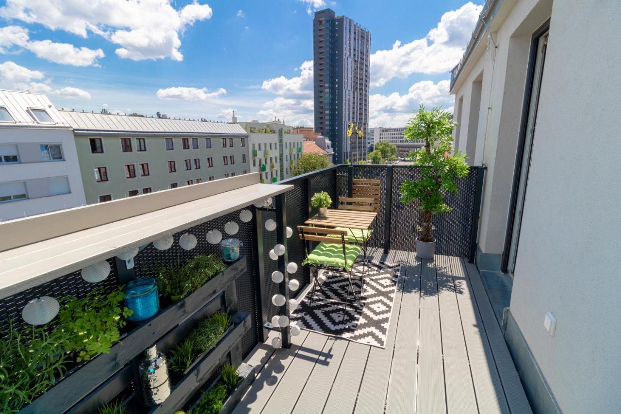 Boutique Sky City Apt. With Balcony / Top Spot Vienna Luaran gambar