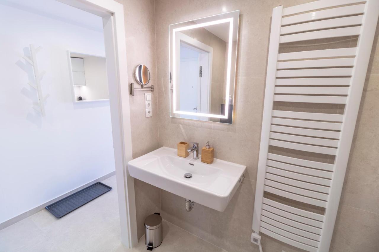 Boutique Sky City Apt. With Balcony / Top Spot Vienna Luaran gambar