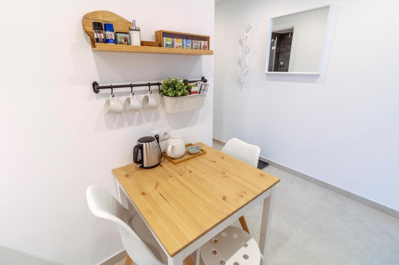 Boutique Sky City Apt. With Balcony / Top Spot Vienna Luaran gambar